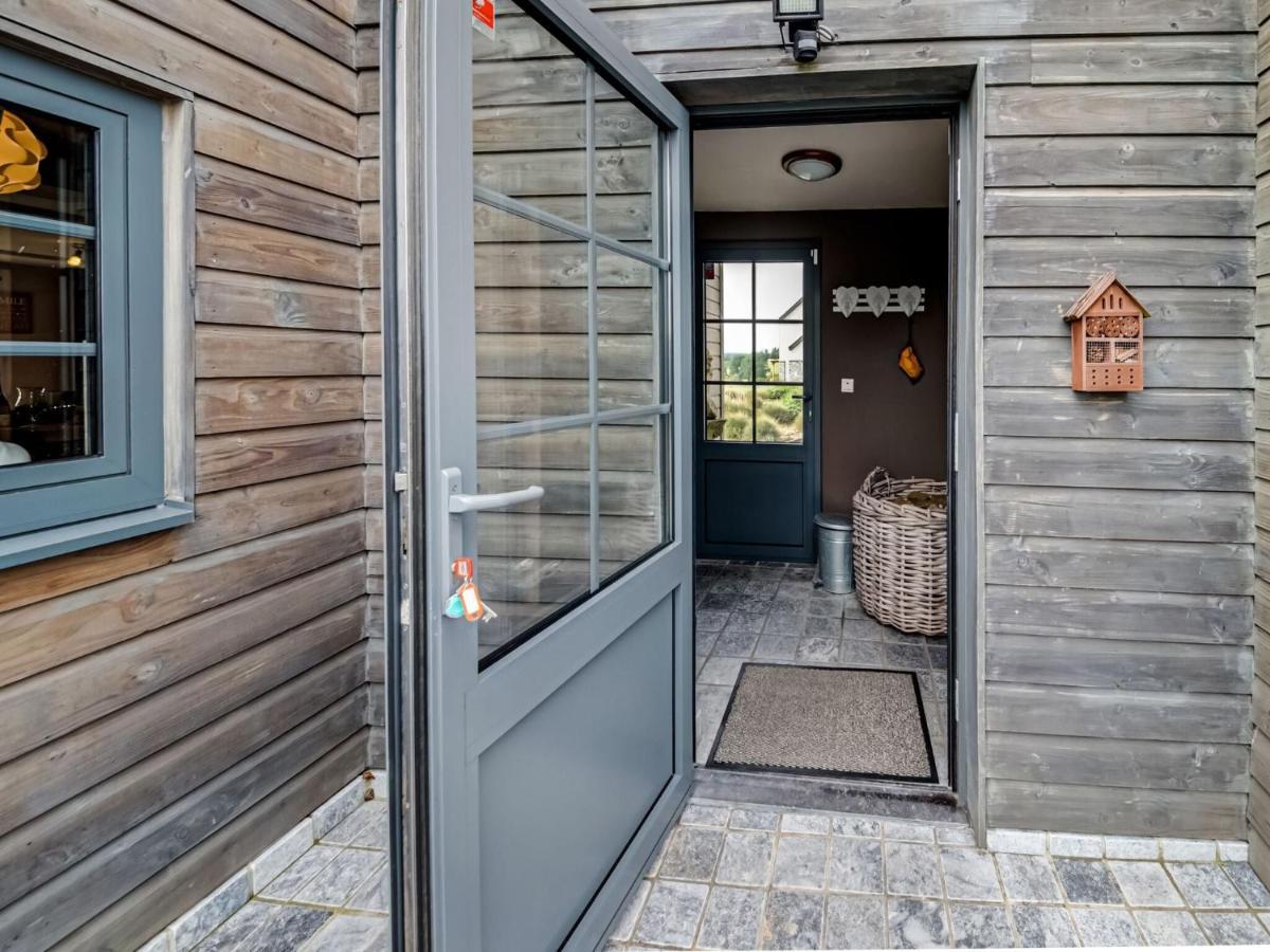 Tranquil Holiday Home In Mont With Bubble Bath Exterior photo