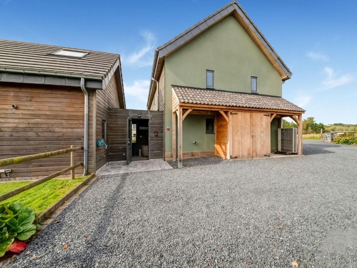 Tranquil Holiday Home In Mont With Bubble Bath Exterior photo